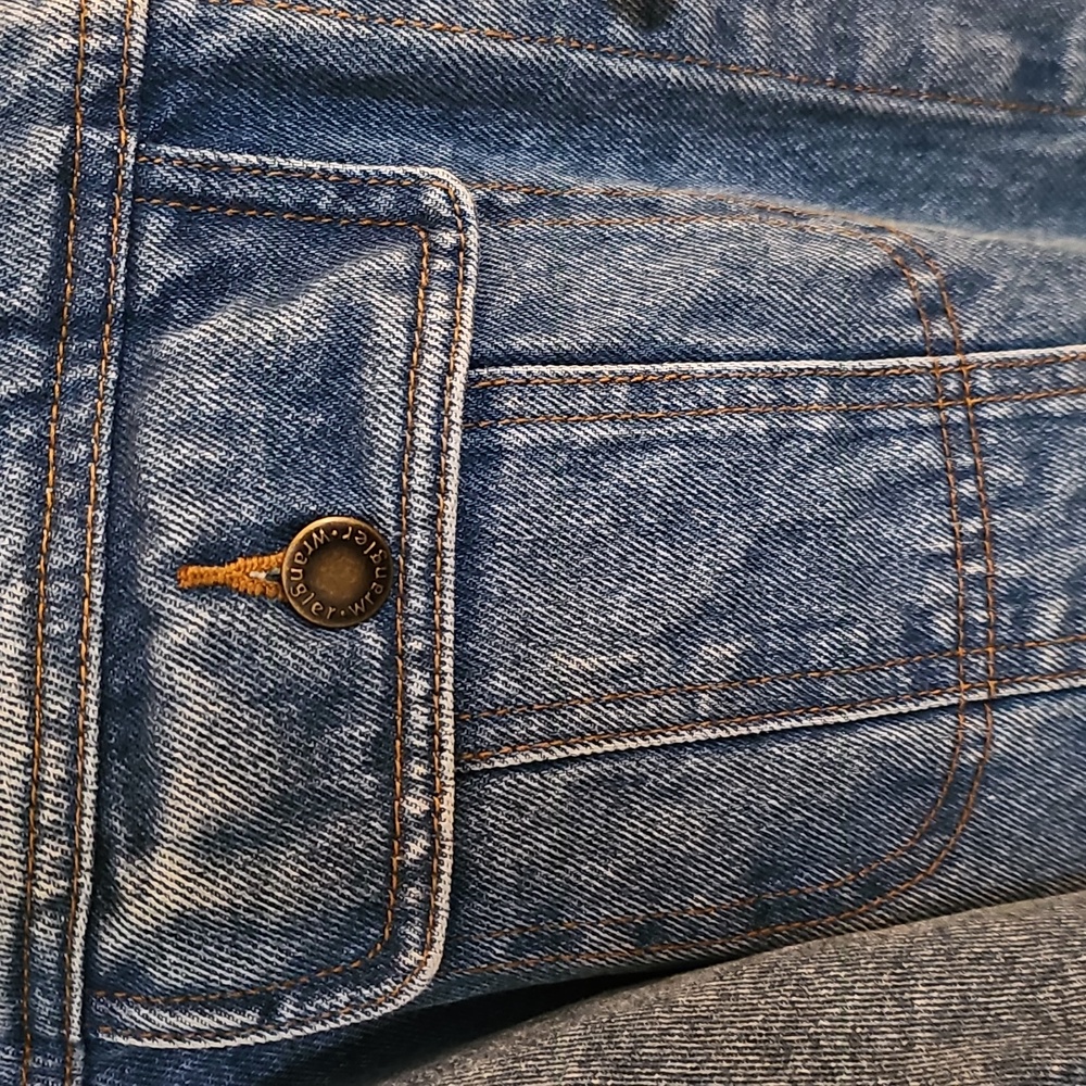Men's Jean Jacket - Picture 5 of 16